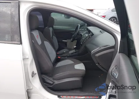 2016 Ford Focus St from USA, damaged, VIN 1FADP3L92GL404750